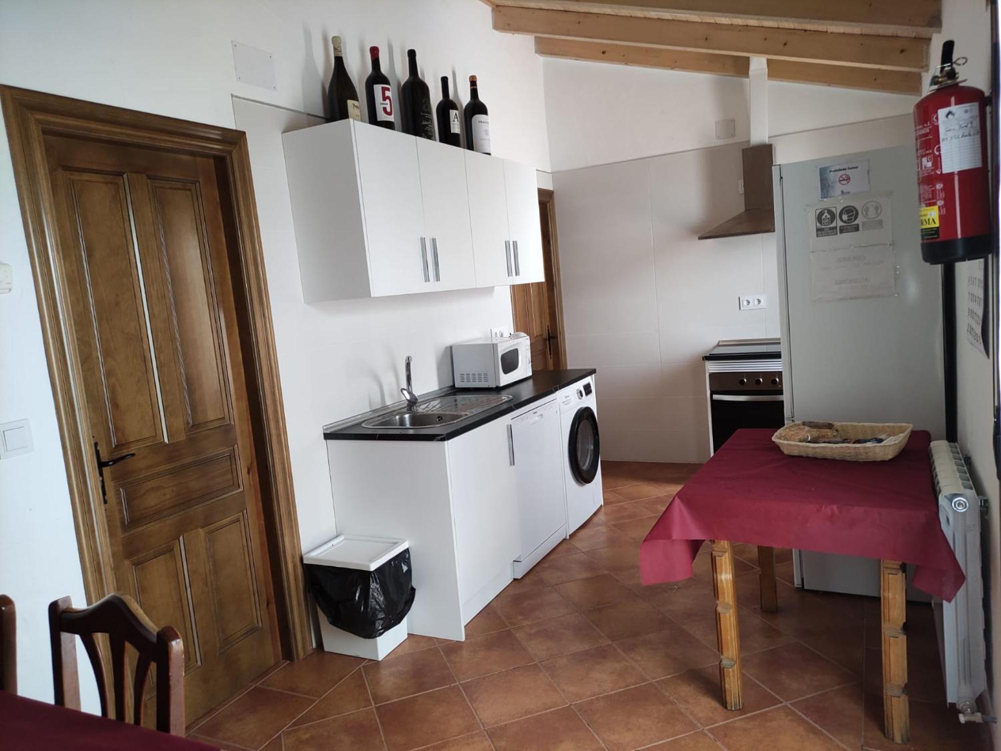 Apartamentos Turísticos los Abuelos Montemayor de Pililla Exterior foto