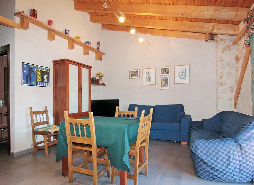 Apartamentos Turísticos los Abuelos Montemayor de Pililla Exterior foto